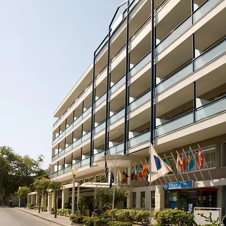 호텔 Western Plaza