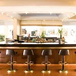 Hotel Western Plaza