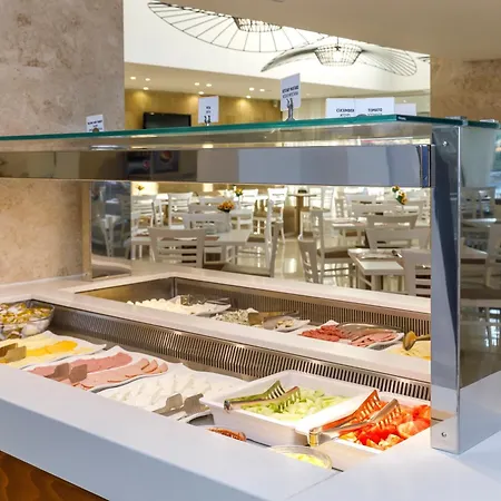 Western Plaza Szálloda