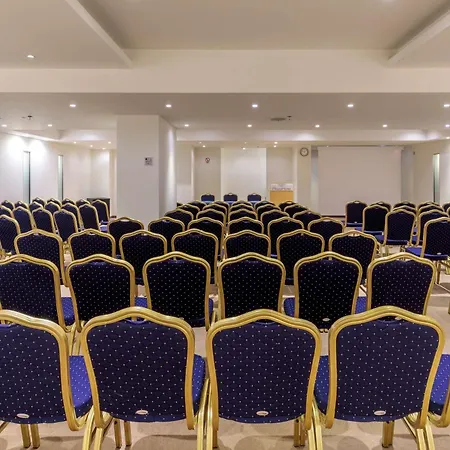 Western Plaza Szálloda