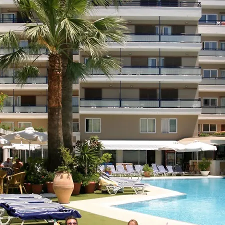 Hotel Western Plaza 4*