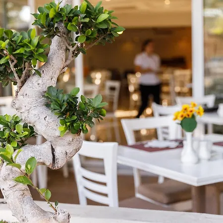 Western Plaza Hotel Rhodes City