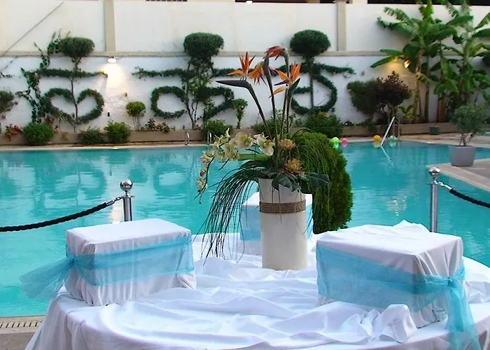 Hotel Western Plaza 4*