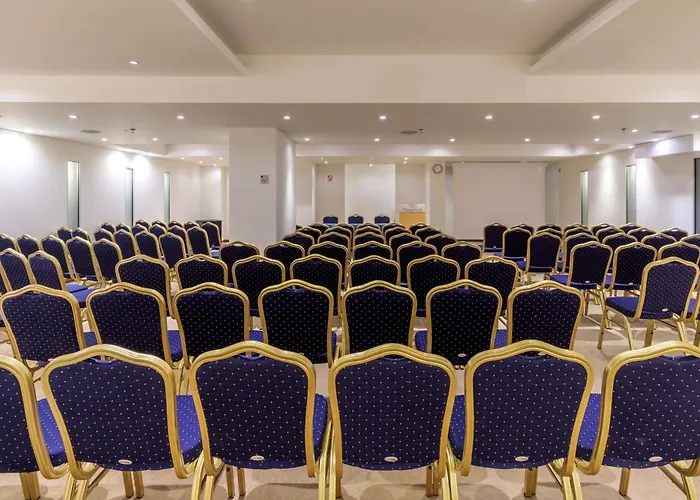 Western Plaza 호텔