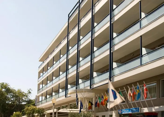 호텔 Western Plaza