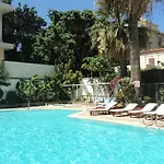 Western Plaza 4*