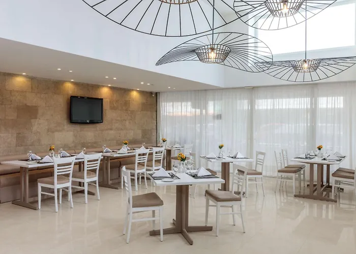 Otel Western Plaza Rhodes City